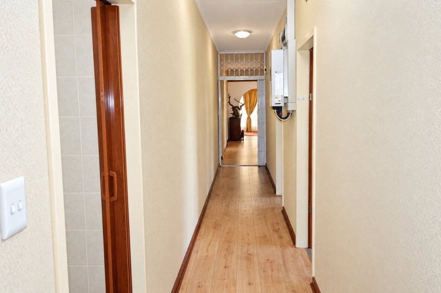 4 Bedroom Property for Sale in Wilkoppies North West